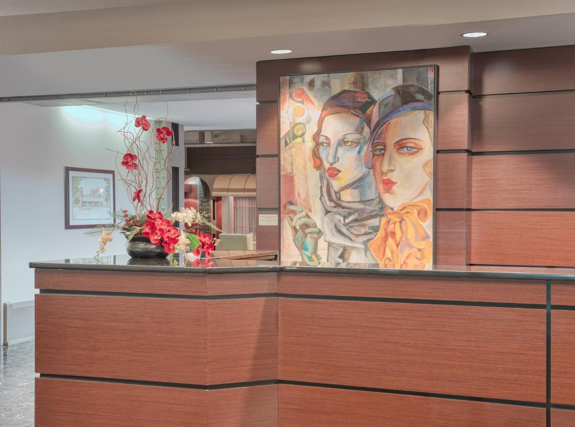 Crowne Plaza Indianapolis-Dwtn-Union Stn By Ihg Hotel Bagian luar foto
