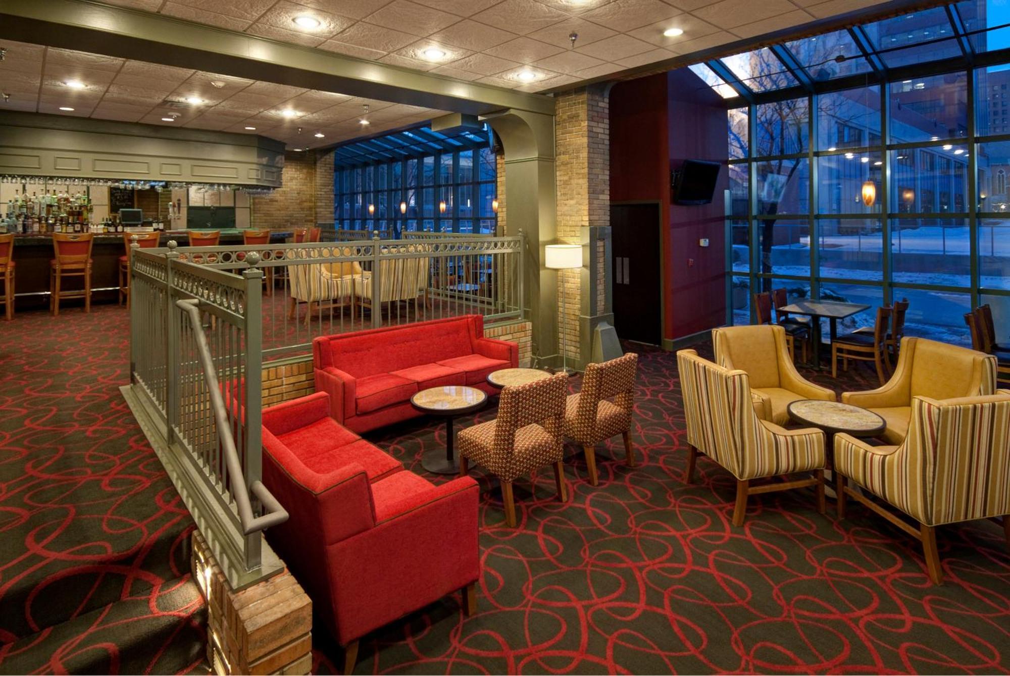 Crowne Plaza Indianapolis-Dwtn-Union Stn By Ihg Hotel Bagian luar foto