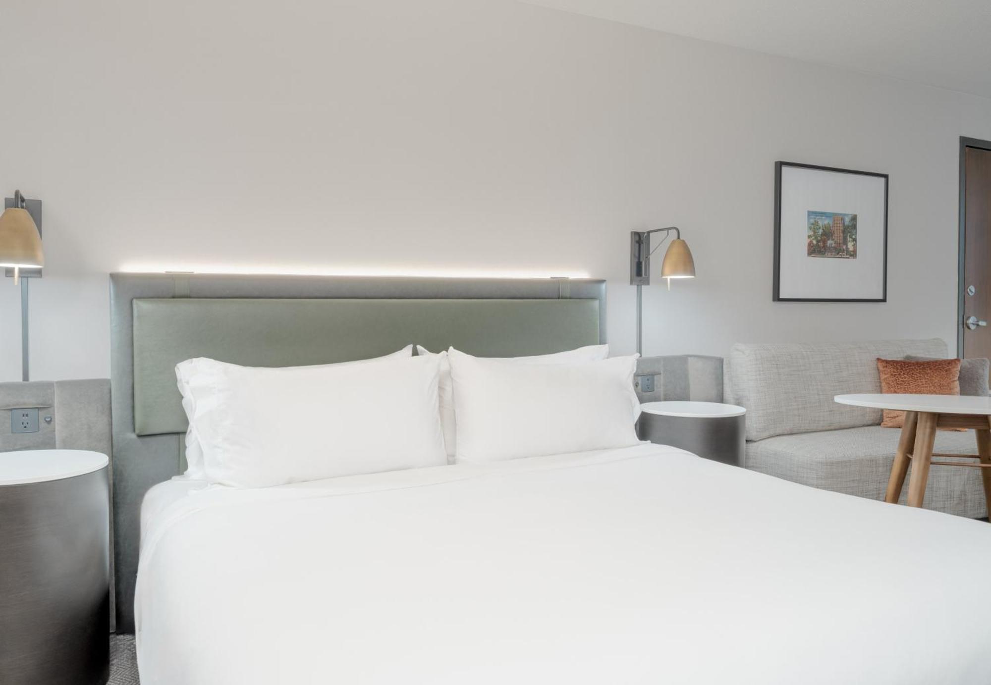 Crowne Plaza Indianapolis-Dwtn-Union Stn By Ihg Hotel Bagian luar foto