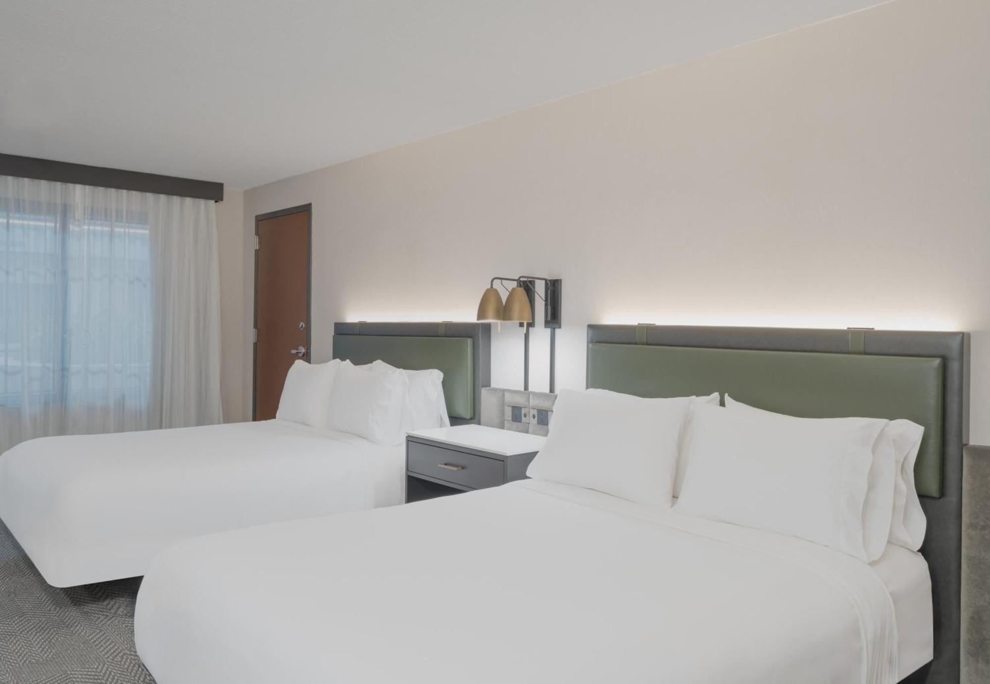 Crowne Plaza Indianapolis-Dwtn-Union Stn By Ihg Hotel Bagian luar foto
